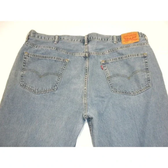 Levi's 550 Jeans Mens 46x32 Blue Denim Relaxed Fit Light Wash Straight - Picture 5 of 13